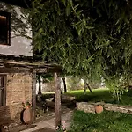 Holiday home кътче Leshten
