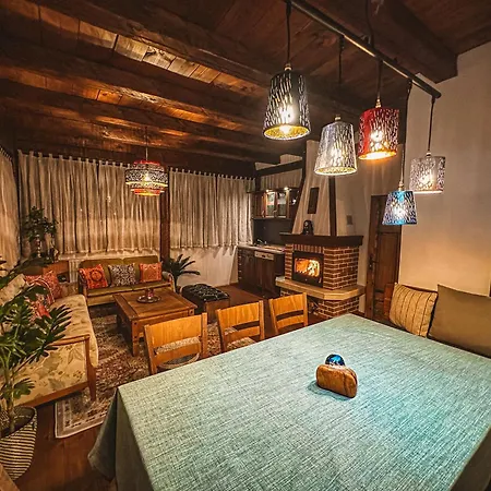 Holiday home кътче Leshten