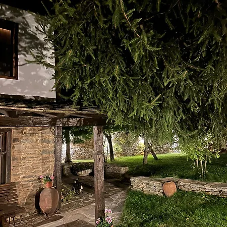 Holiday home кътче Leshten