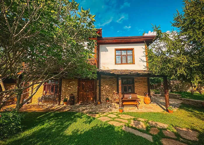 кътче Hébergement de vacances *