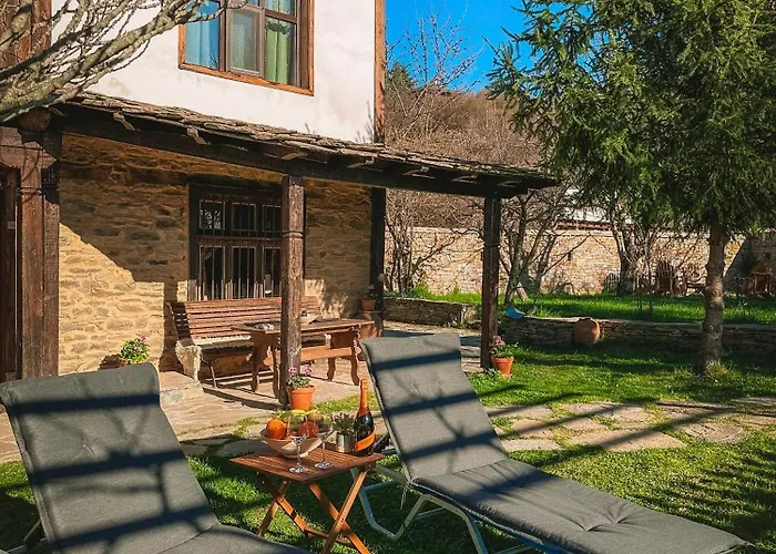 кътче Hébergement de vacances Leshten